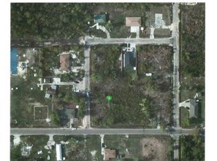 408 Dixie St, Waveland, MS 39576