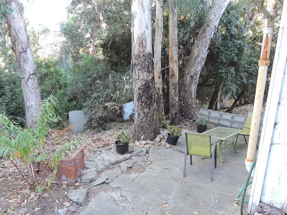 2nd image of 1931 Fern St