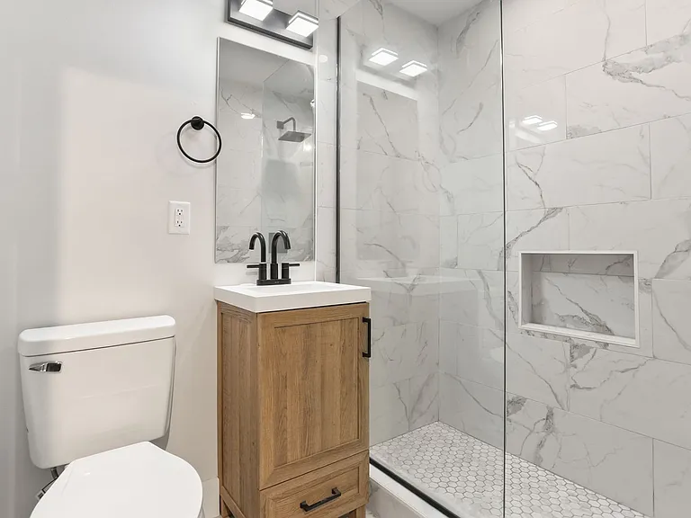 4421 Burgundy St #103 — Photo 7