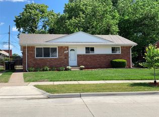 18046 Snow Ave, Dearborn, MI 48124
