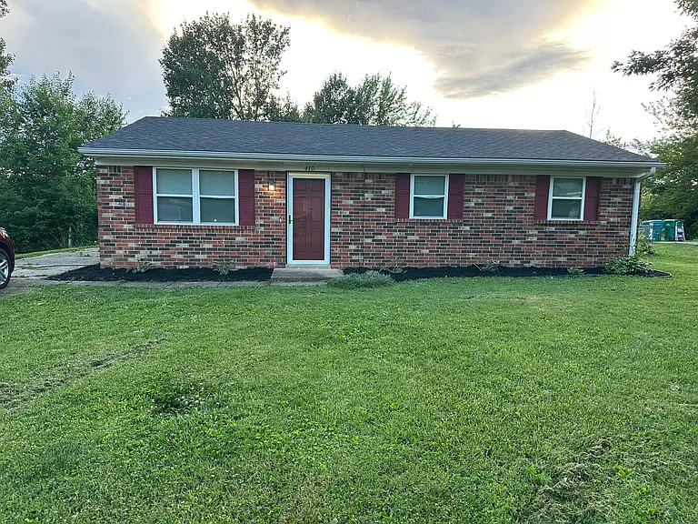 410 Savannah Ave — Photo 25