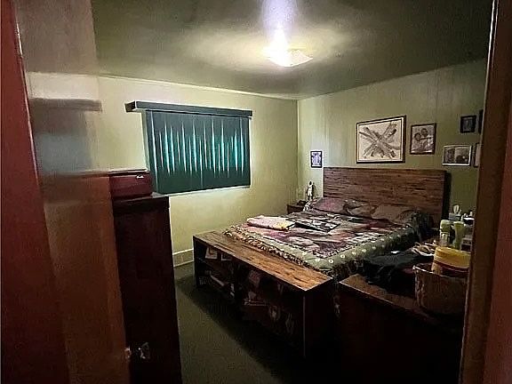 4th image of 4101 E 151st St #1