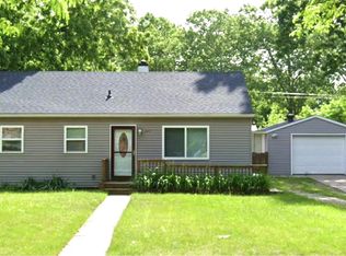 3714 E Saint Andrews Rd, Midland, MI 48642