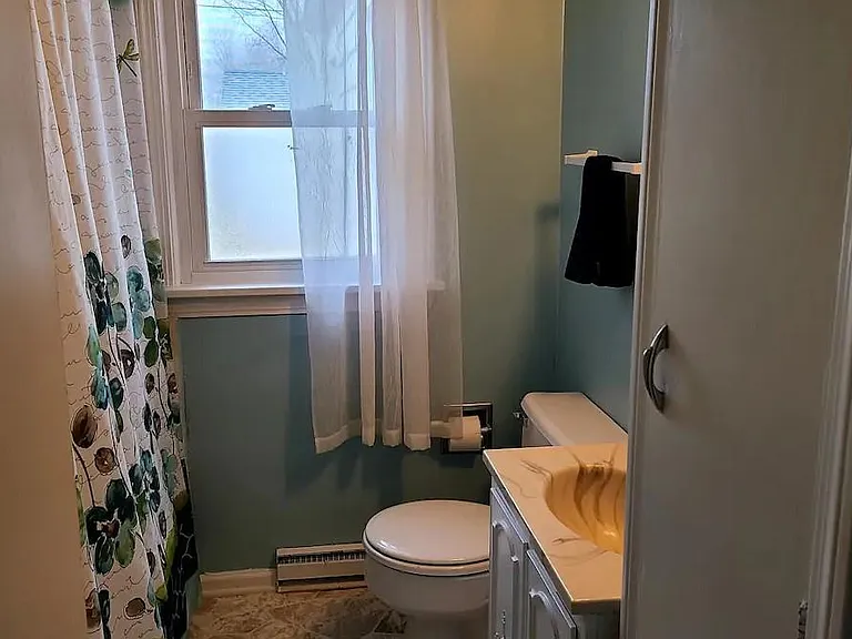 237 Day Dr — Photo 8