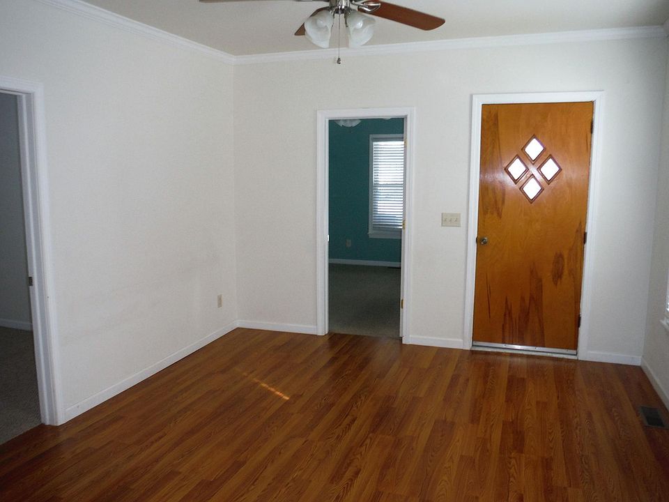 1st image of 68 Hudson St #1
