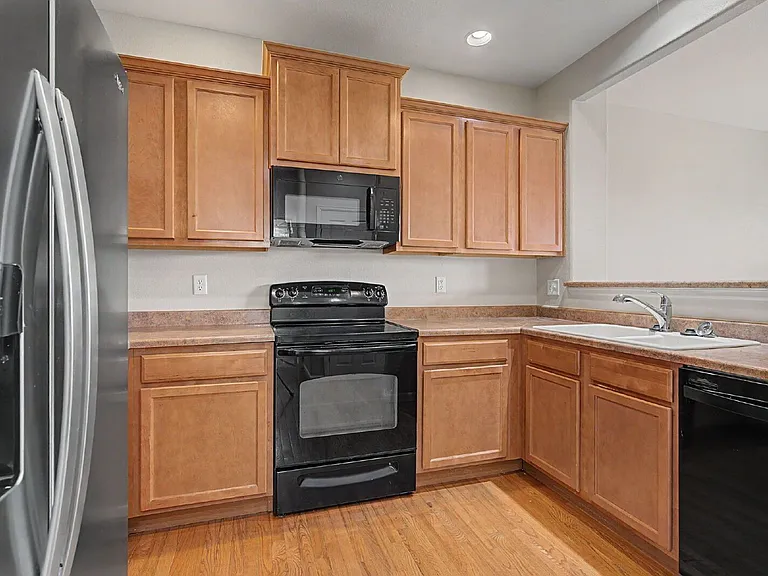 17076 Blue Mist Grv — Photo 11