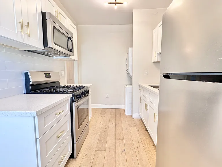 342 W Willetta St #1 — Photo 16
