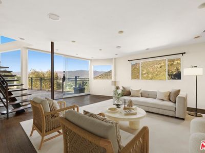 3488 Troy Dr, Los Angeles, CA, 90068