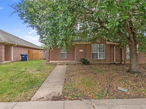 912 Willow Pond St, College Station, TX 77845