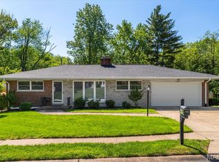 10046 Harwich Dr, Saint Louis, MO 63126