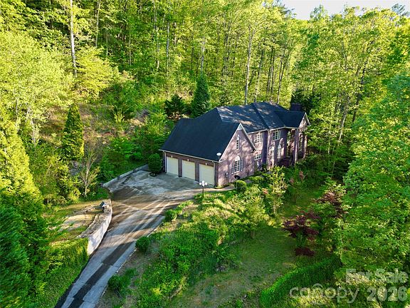 2nd image of 2983 Rockwood Dr