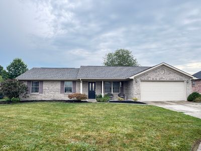 2211 Honeysuckle Way, Sellersburg, IN, 47172