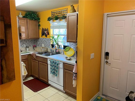 2nd image of 9080 Gervais Cir APT 504
