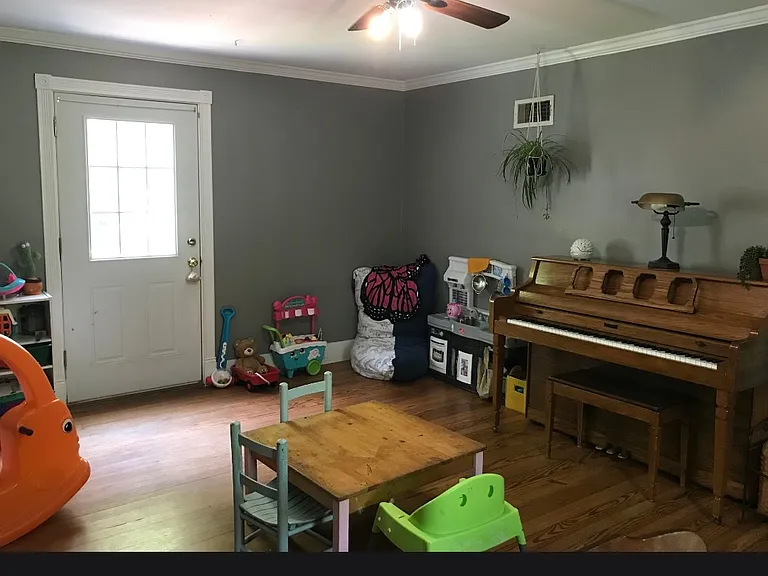 5105 Woodville Rd — Photo 8