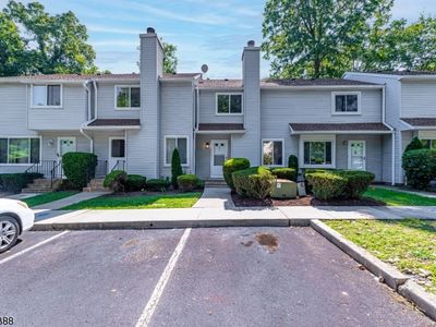 82 Woodland Dr, Roselle, NJ, 07203