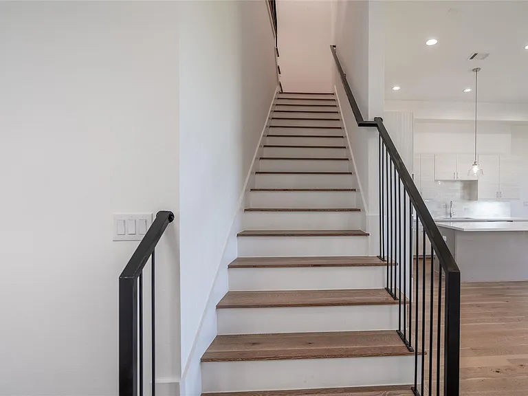 9806 Blissful Prairie Ln — Photo 14