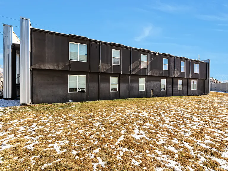 Calaveras South Apartments — Photo 9