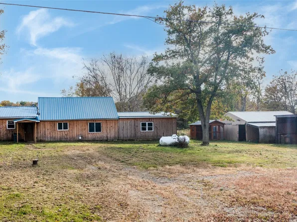 10443 State Line Rd, Wattsburg, PA 16442
