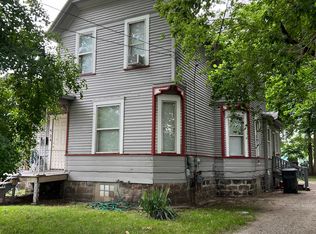 524 W Willard St, Kalamazoo, MI 49007