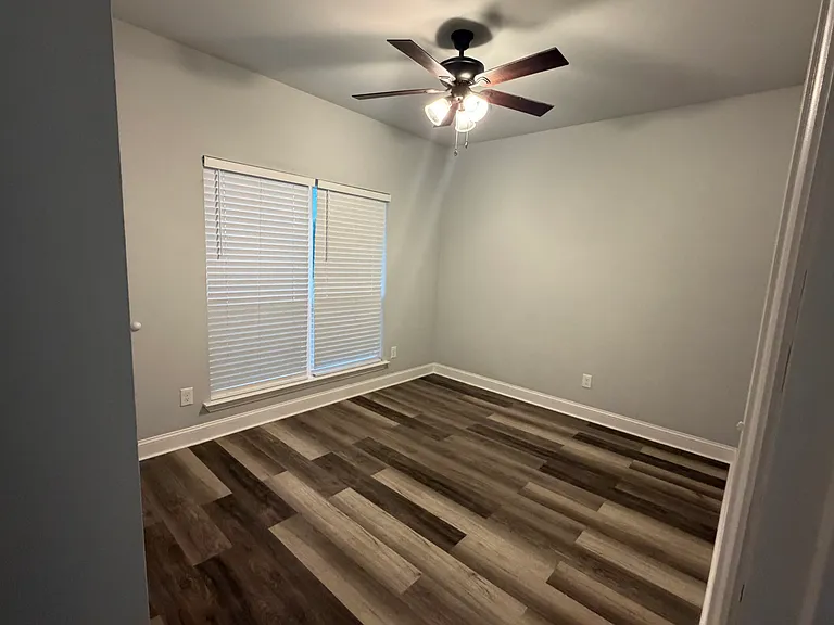 6430 Rock Ridge Dr — Photo 2