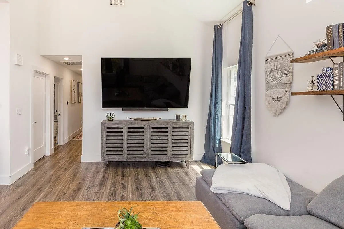 3605 Villa Ct — Photo 4