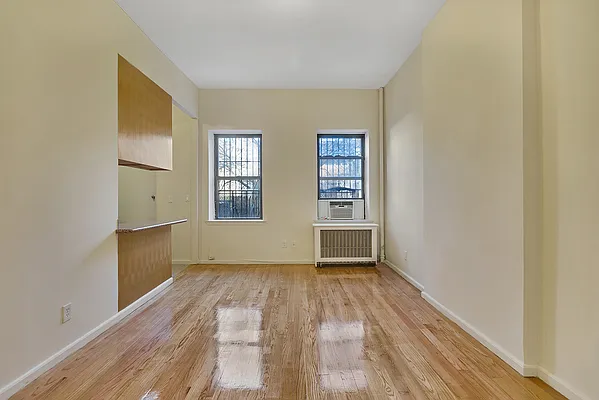 Rented by CORE | media 14