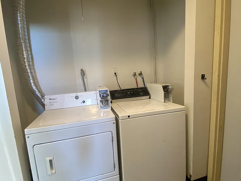 2055 5th Ave #3 — Photo 7