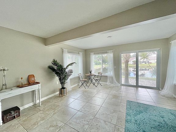 5th image of 604 Celito Dr