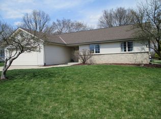 N50W14130 Fairmount Ave, Menomonee Falls, WI 53051