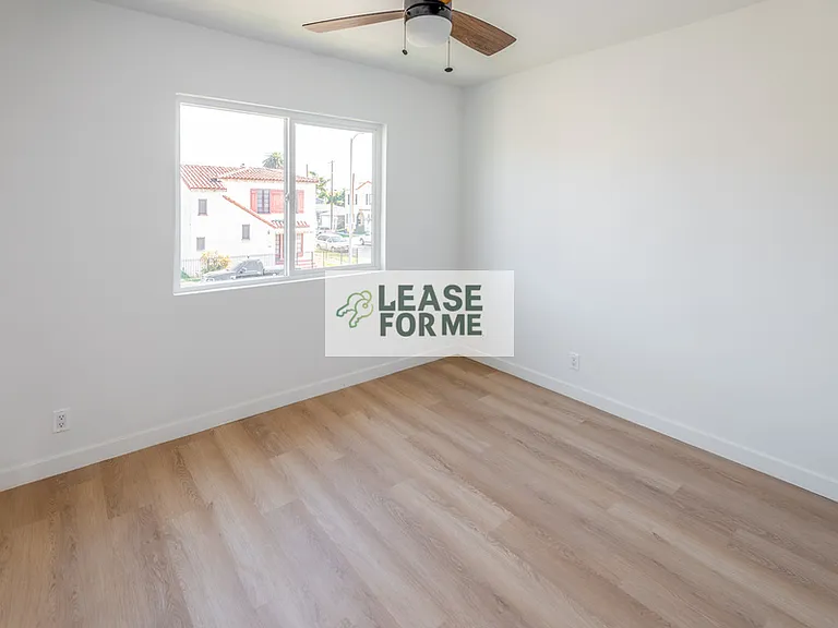 2757 S Redondo Blvd #2757 — Photo 16