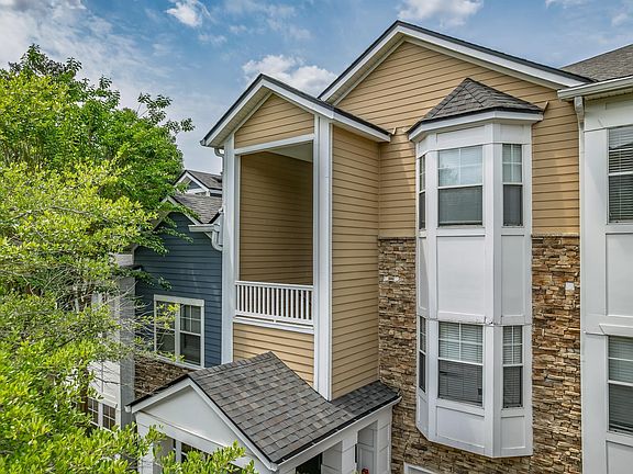 4th image of 2801 Chancellorsville Dr APT 1333