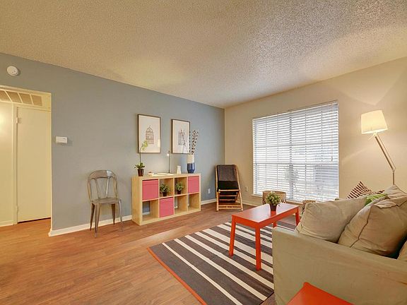 5th image of 2510 Elmont Dr APT 108B