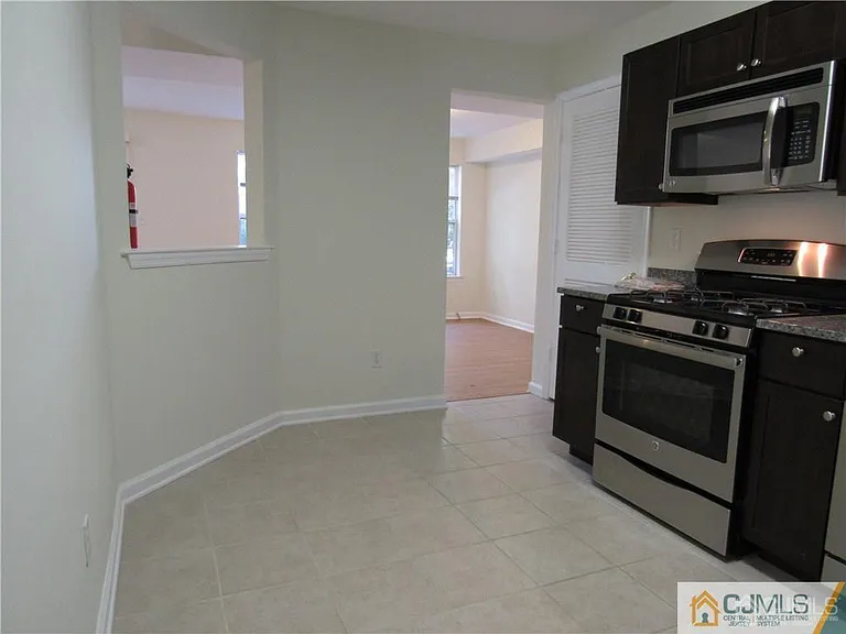 701 Stony Brook Way — Photo 3