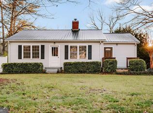 549 Gholston St, Comer, GA 30629