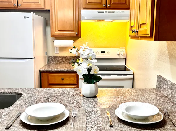 2033 Castlebury Dr, San Jose, CA 95116