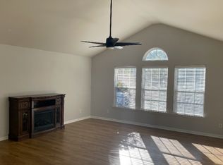 38 E Woodhaven Dr, Murrells Inlet, SC 29576