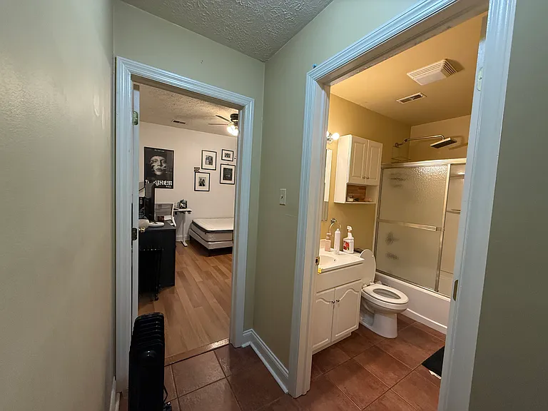 1110 Bingham St #1 — Photo 8