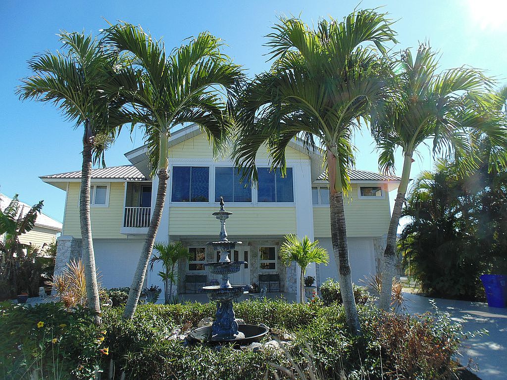 1460 Pelican Ave, Naples, FL 34102 Zillow