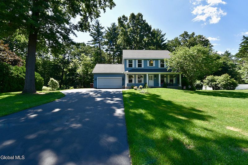 4th image of 91 Cobble Hill Drive