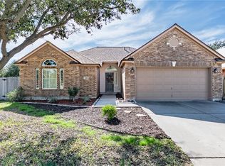 119 Georgian Oaks, Rockport, TX 78382