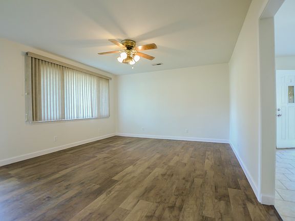 3rd image of 2127 Elmwood Ln