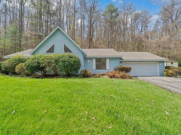 2nd image of 6505 Poage Valley Rd