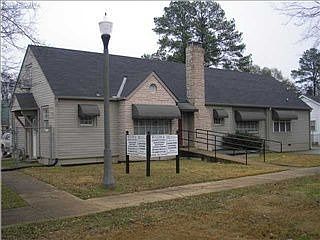 5th image of 1701 Queen City Ave