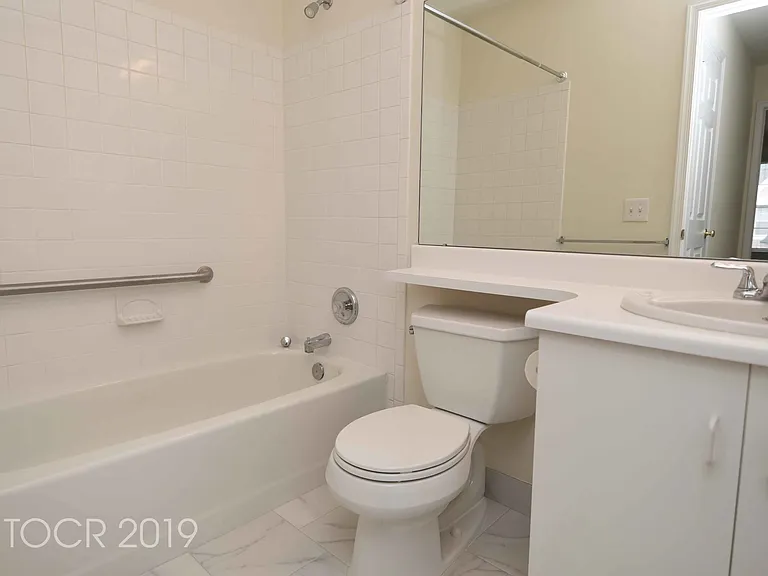 1094 Coventry Way — Photo 7