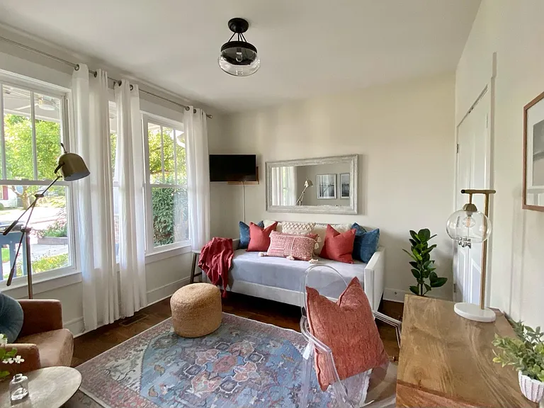 1002A Caldwell Ave — Photo 12