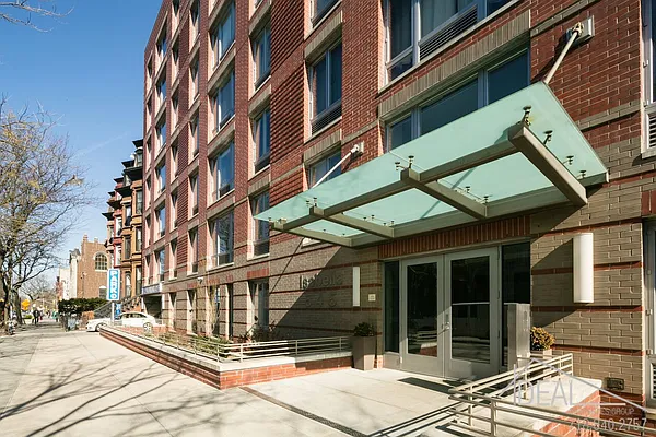 Sold by Ideal Properties Group | media 15