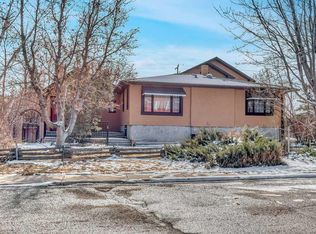 229 N 5th Ave, Strathmore, AB T1P 1B7