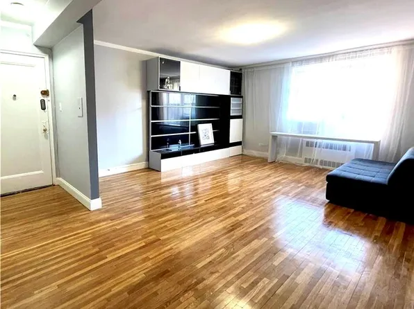 393 Avenue S #4A, Brooklyn, NY 11223