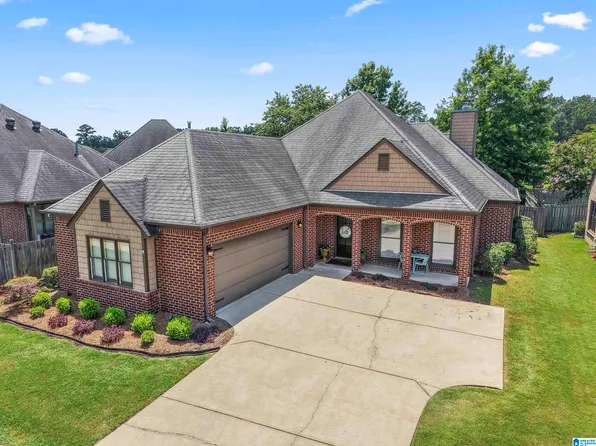 6220 Bent Brook Dr, Bessemer, AL 35022