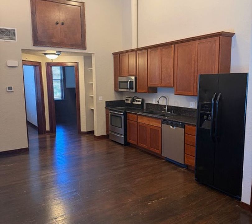 1st image of 30 F St APT 3
